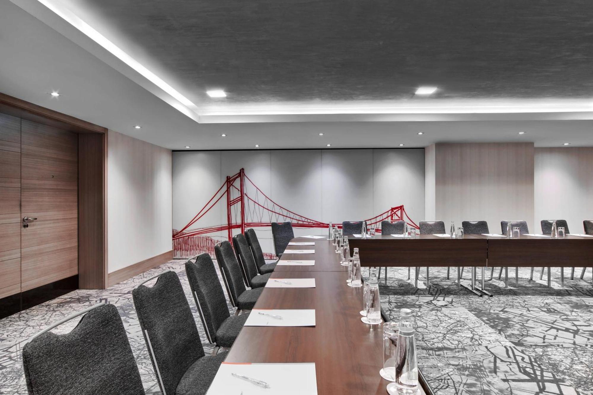 Le Meridien Istanbul Etiler Bagian luar foto