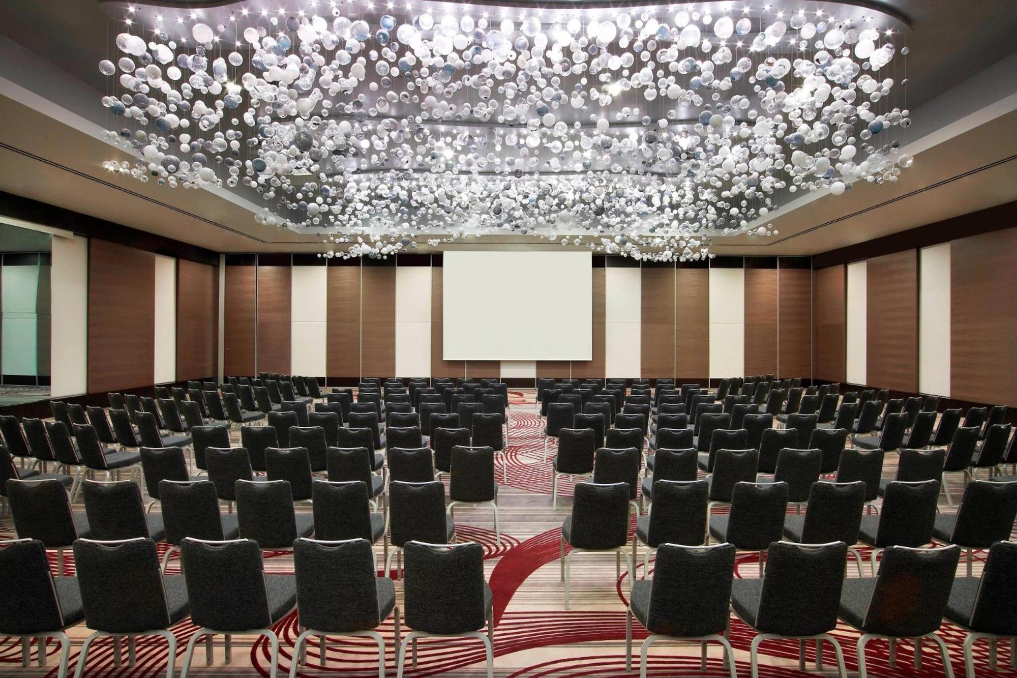 Le Meridien Istanbul Etiler Bagian luar foto
