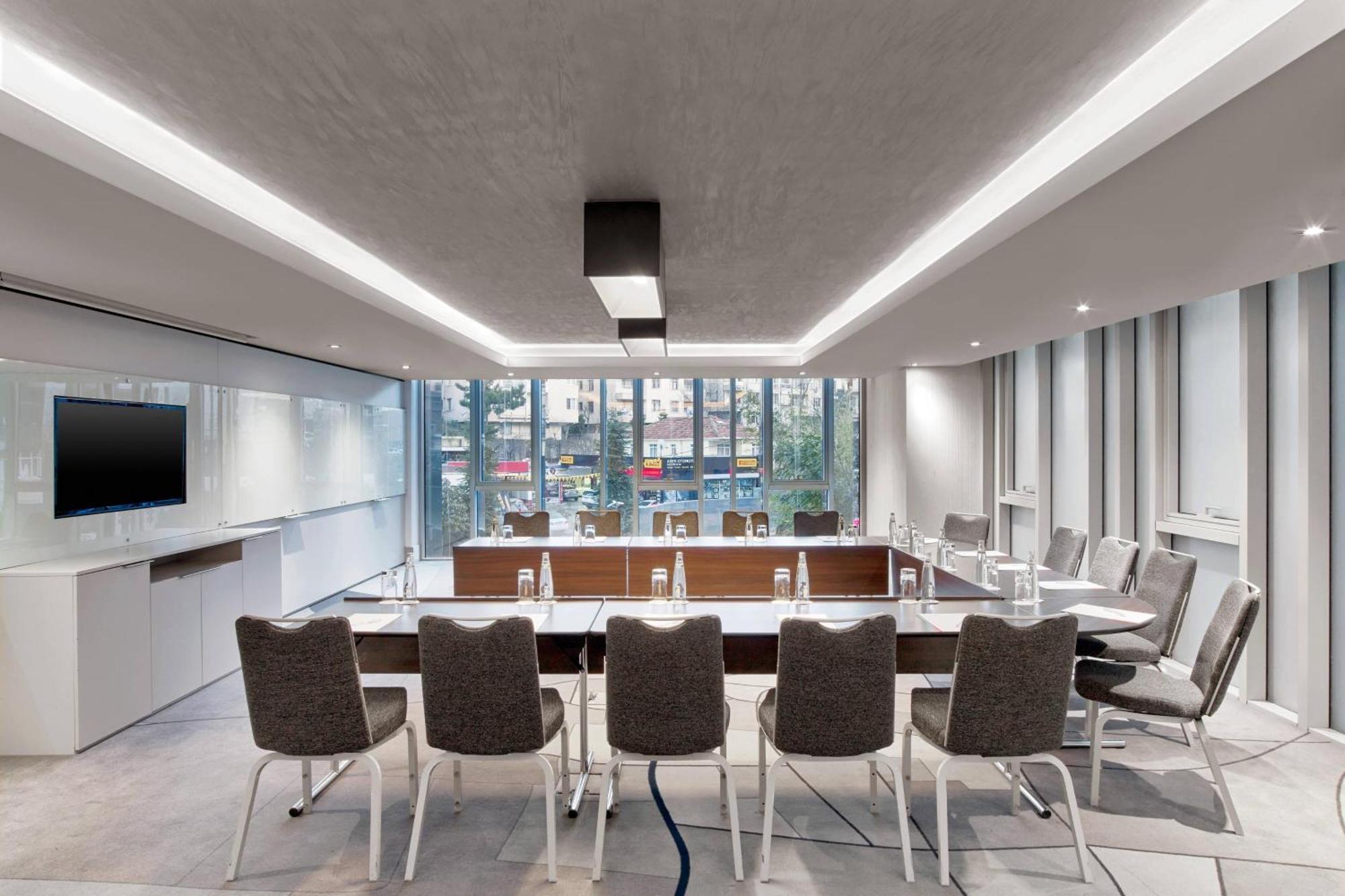 Le Meridien Istanbul Etiler Bagian luar foto