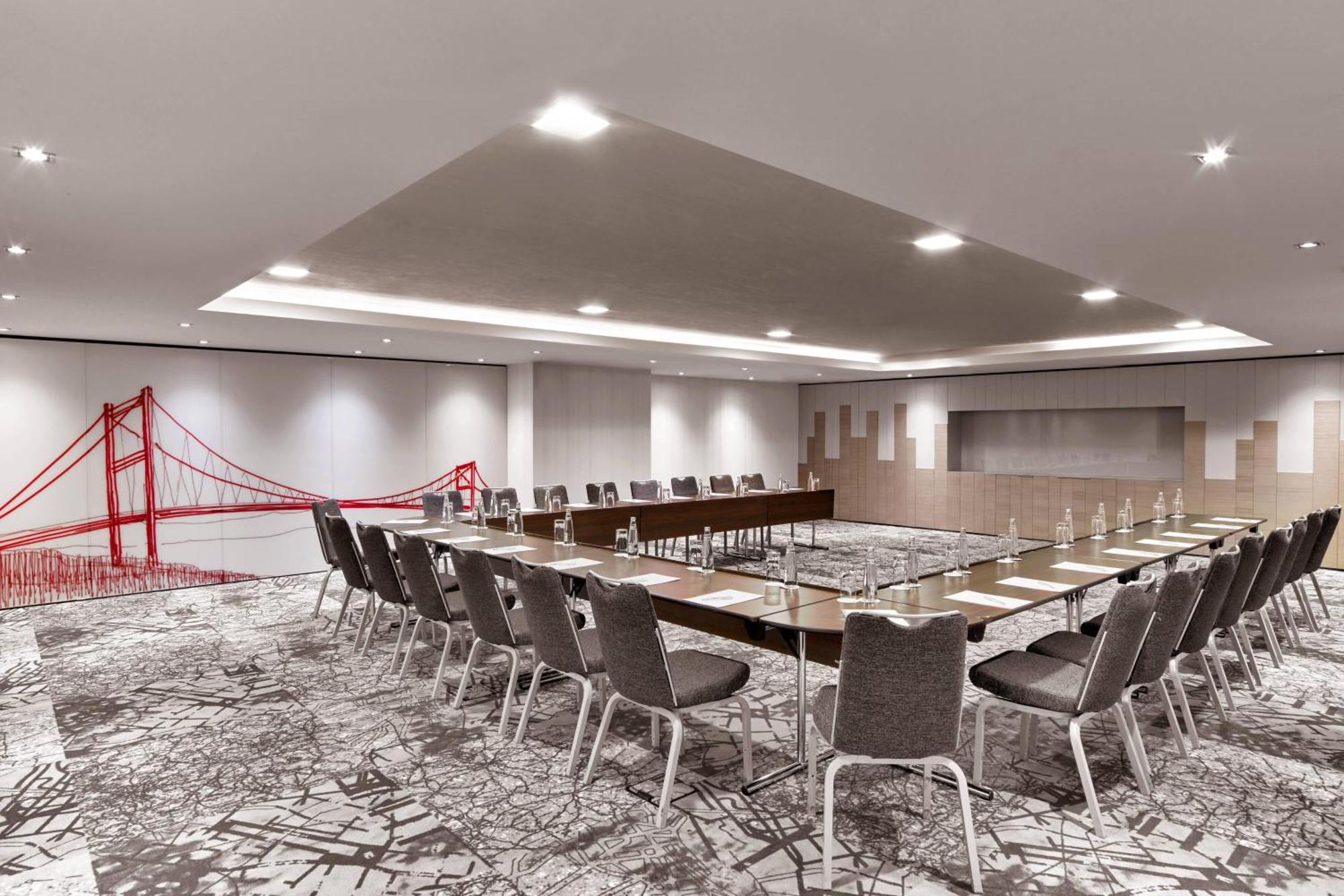 Le Meridien Istanbul Etiler Bagian luar foto