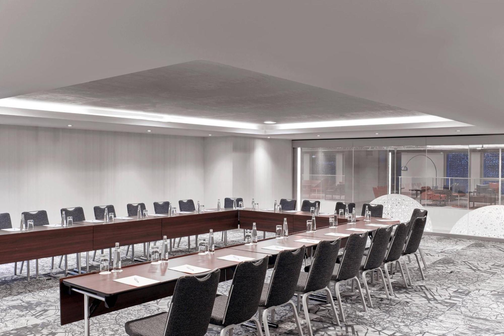 Le Meridien Istanbul Etiler Bagian luar foto