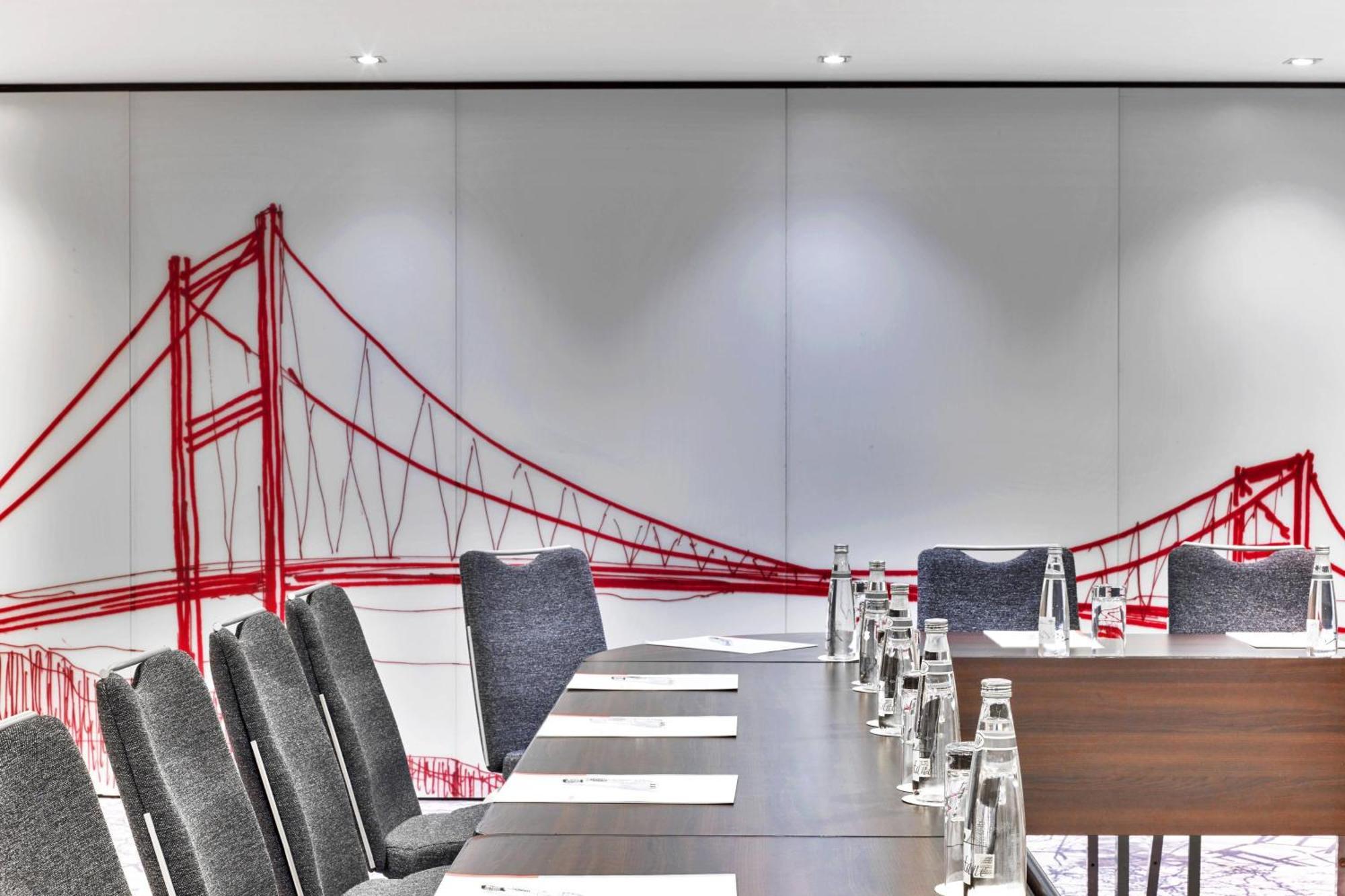 Le Meridien Istanbul Etiler Bagian luar foto