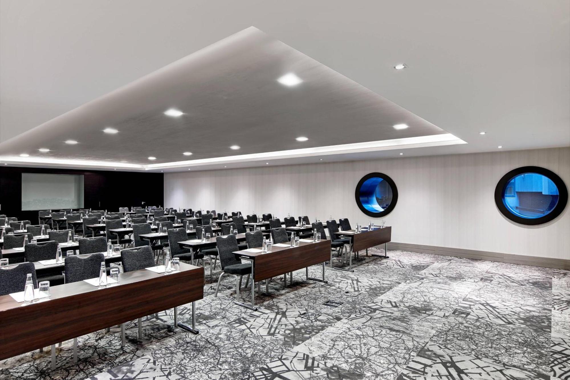 Le Meridien Istanbul Etiler Bagian luar foto